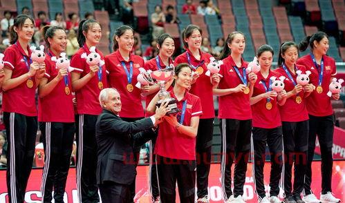 日本球迷中国女排实力（日本女排中国人）
