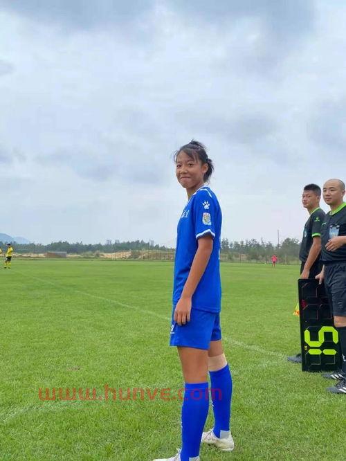 2016u17女足主教练(16岁女足主教练)