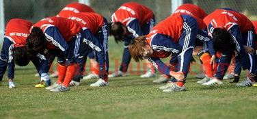 中央体育女足主教练名单(中央体育女足主教练名单最新)