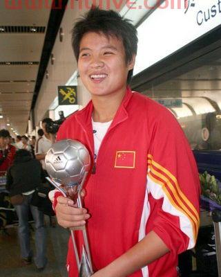 女足亚洲杯决赛第三名(女足亚洲杯奖杯)