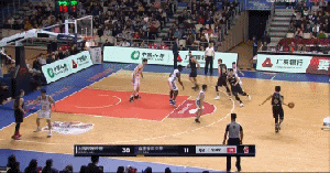 上海首钢对阵季后赛比分（首钢对上海比赛回放）