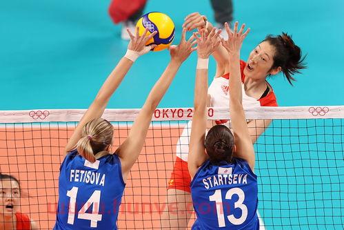 中国女排资格赛三连胜（中国女排连败三局）