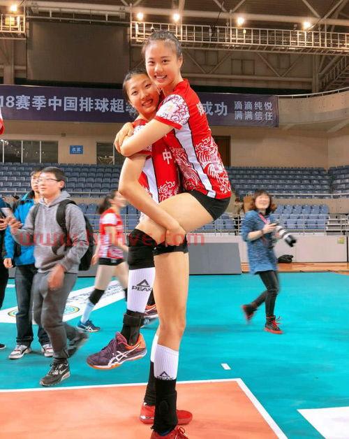 最新中国女排队员年龄和身高（现役中国女排队员身高分别是多少）