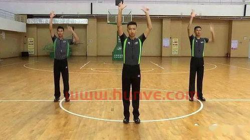 基层篮球比赛裁判员的作用（篮球裁判员的重要性）