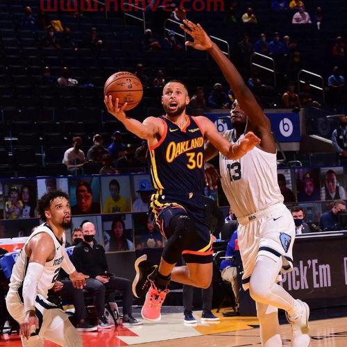 勇士时隔两年进季后赛比分（勇士还有机会进季后赛）