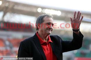 女足主教练布鲁诺图片(女足主教练换成谁了)