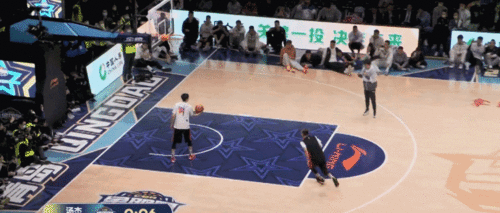 篮球比赛裁判视觉(篮球裁判动图)