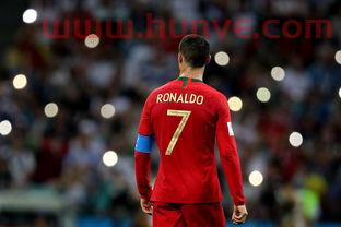 c罗在葡萄牙国家队踢球(c罗在葡萄牙踢什么位置)