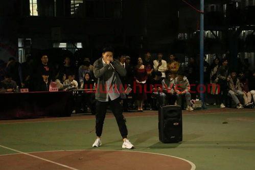 篮球比赛裁判口哨声音(篮球裁判哨声音效)