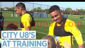 曼城足球小球员名单最新(曼城球员表)